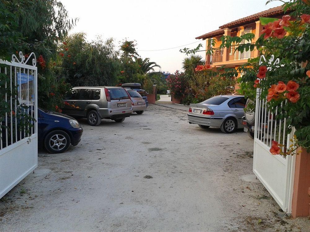 Chrysanthy Apartments Sidari  Bagian luar foto